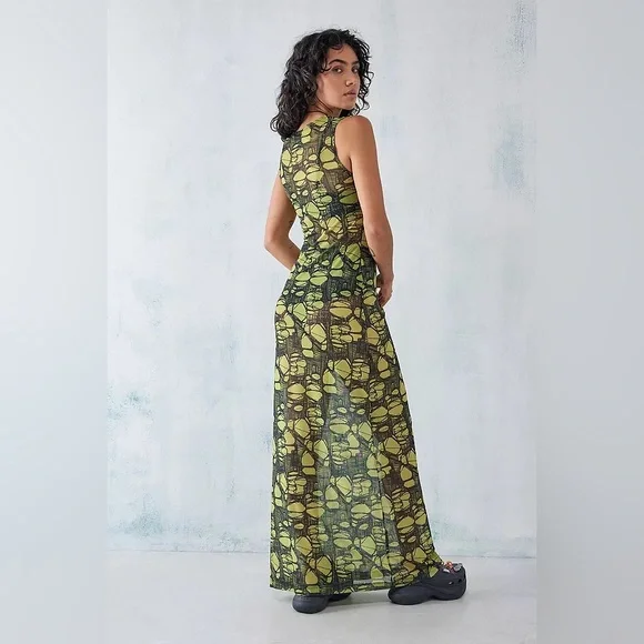 The Ragged Priest Moss Maxi Dress Sleeveless - Picture 2 of 6